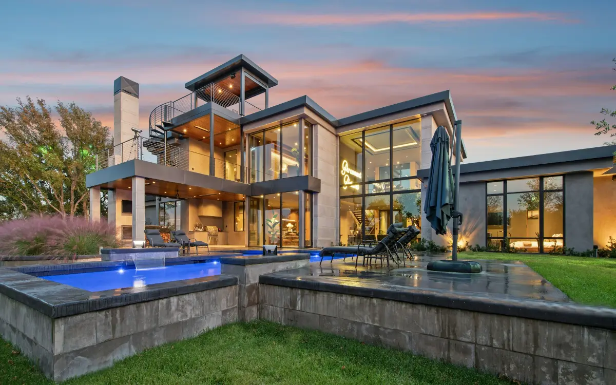 Luxury property